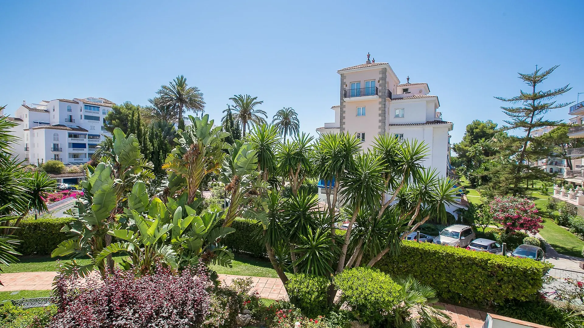 Apartment Oleholidays Estudio Medina Garden Marbella Spain