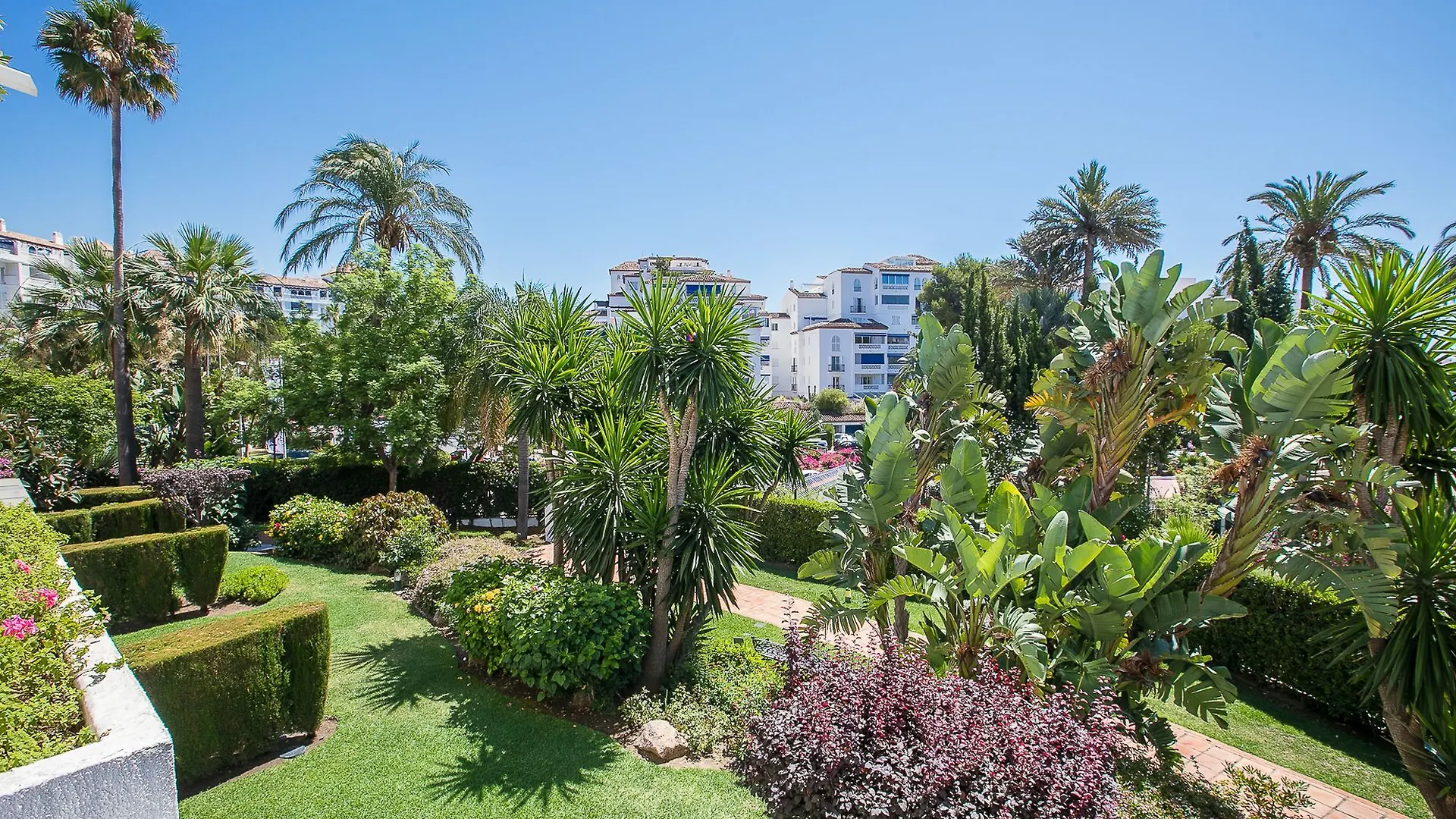 Oleholidays Estudio Medina Garden Marbella 0*,